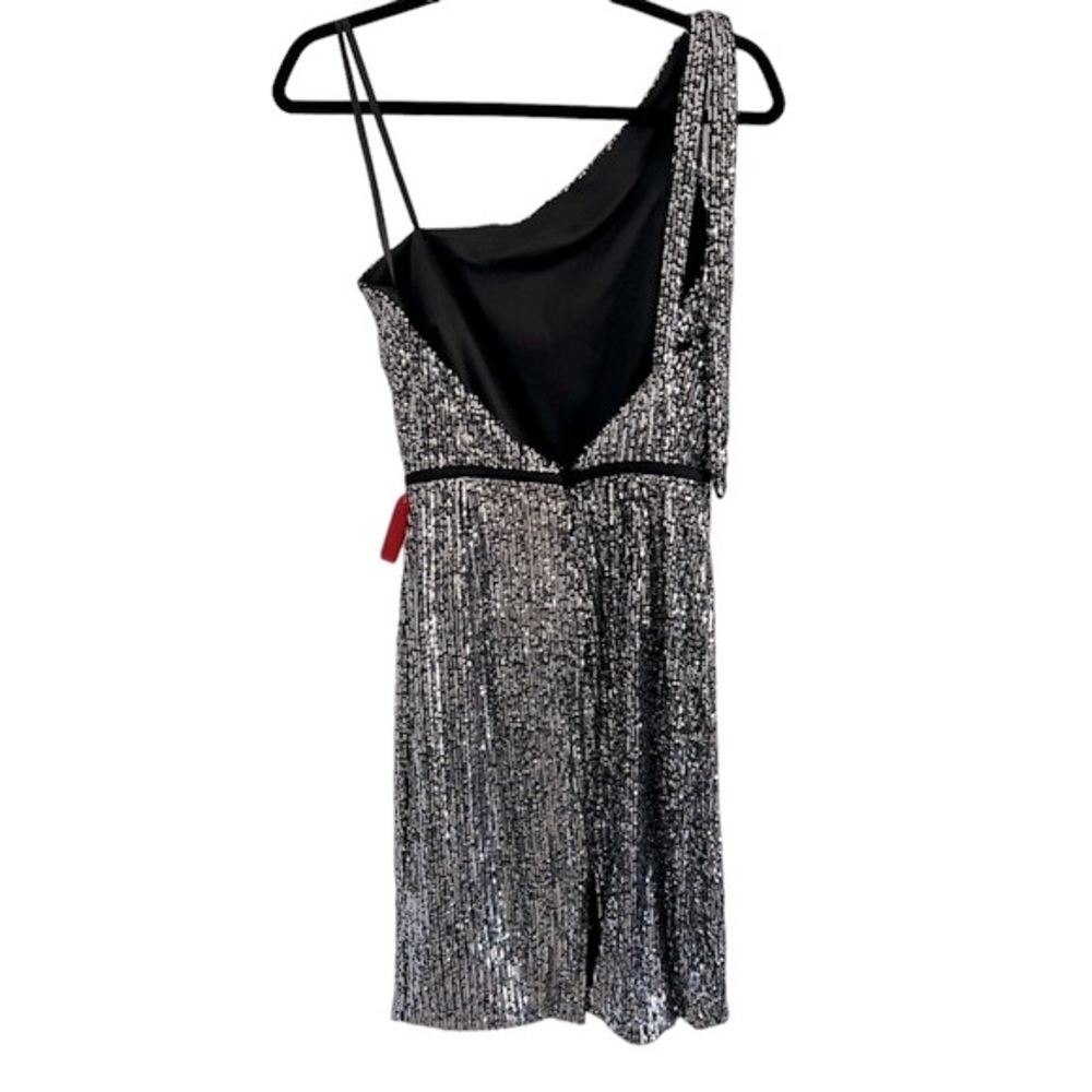 Mac Duggal One-Shoulder Silver Sequin Cocktail Dress - Picture 8 of 10